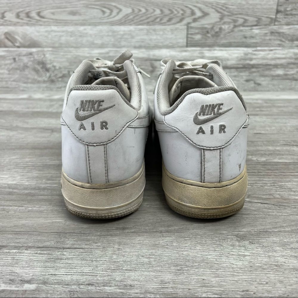 Nike Air Force 1 Size 11.5 Men’s White Low Top Sneakers All White - Picture 4 of 8